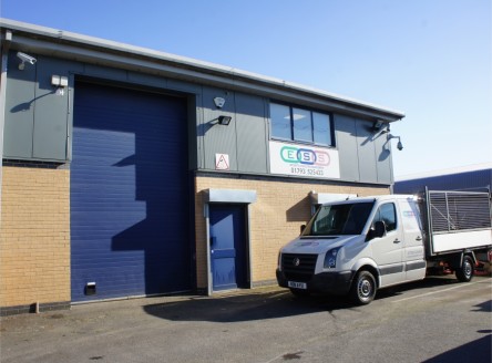 Star West is situated on the Westmed Industrial Estate, one of the principle industrial areas in West Swindon. The location benefits from excellent road links with Junction 16 of the M4 motorway situated 3 miles to the south via the Great Western Way...