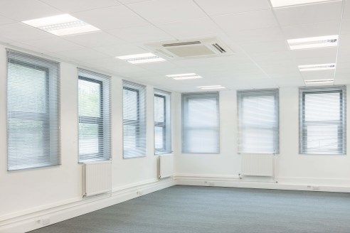 Woodside House is an attractive detached building providing modern office accommodation over 5 floors. Both the common areas and the office suites within the building have undergone a substantial refurbishment and now provide contemporary offices ide...