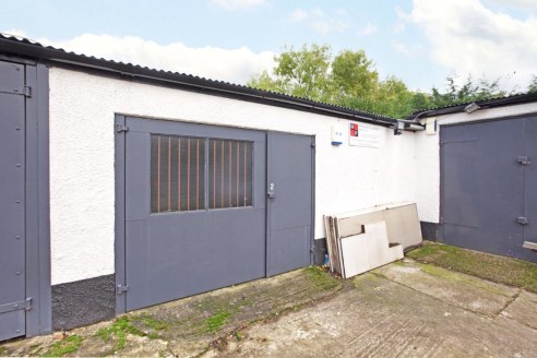 Fullers Yard is located off Sheephouse Road, easily accessed from the main A4 near Maidenhead Bridge. The premises comprises of a self-contained terrace unit providing open plan workshop/storage/office space. Rental: &pound;5,500 pax. 100% business r...