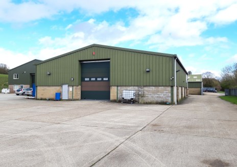 UNDER OFFER

GENERAL/LIGHT INDUSTRIAL & WAREHOUSE PREMISES (B1a/B2/B8) WITH SECURE YARD AND GENEROUS LOADING
