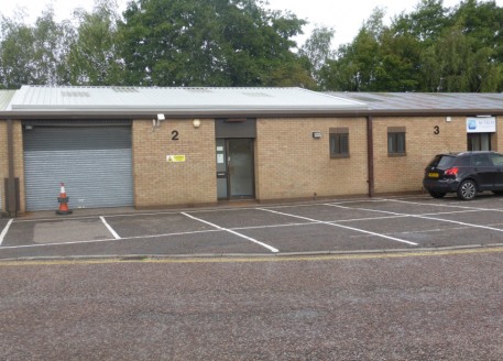 The property occcupies a mid-terrace position and was constructed during the 1980's. Internally, the property benefits from clear workshop/warehouse space with integral offices, kitchen and W.C....