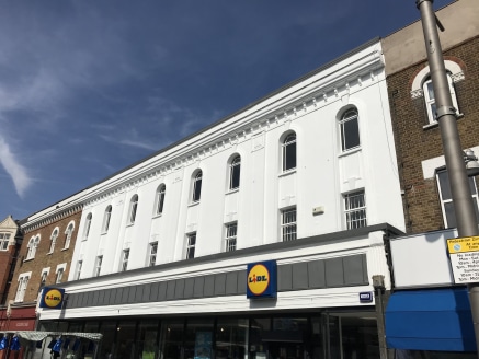 Comprising a first floor and part second floor space in shell condition. The property will benefit from it's own self contained access. The landlord will contribute towards the fit out, subject to the agreed terms. Other uses may be considered subjec...