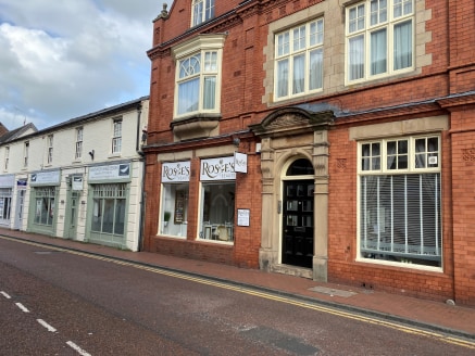 Retail unit within close proximity of Nantwich town centre