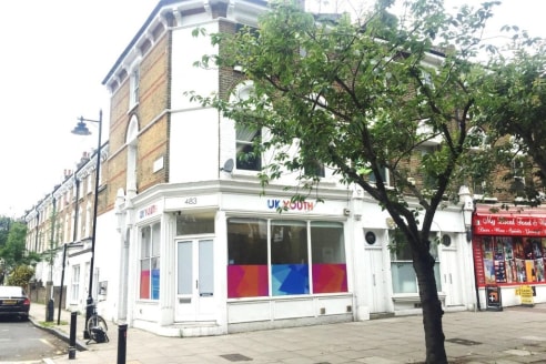 The property is situated on the west side of Liverpool Road on the corner with Crossley Street and close to the junction with Holloway Road. The offices are partly open plan and interconnecting, comprise of the ground and lower ground floors of an en...