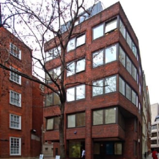 10 Gough Square, EC4A 3DE\n\nLocation\n\n10 Gough Square is situated at the south-east corner of the square, in the heart of Midtown, just north of Fleet Street. In the immediate surrounds there are superb local amenities, including restaurants, cafe...