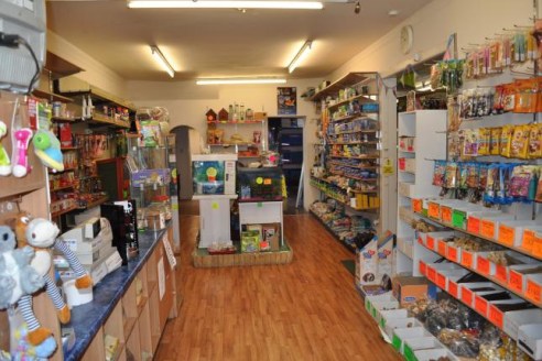 Extended, large double sized retail outlet in well established trading location possible 2 flat conversion to first floor...
