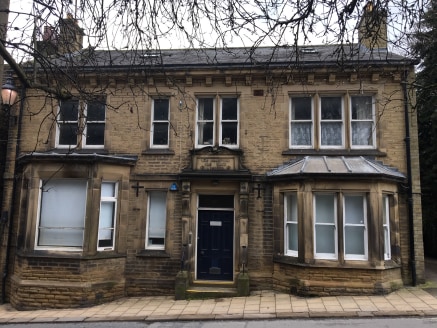 The property comprises a Ground Floor former banking premises within a two storey, stone built end terrace under a pitched slate covered roof. 

Internally the property comprises an entrance vestibule which leads to the former banking hall on the lef...