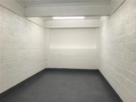 A clear open plan warehouse/creative space benefiting from a loading door. Car parking is available on the estate.\n\nAccommodation\n\nAll measurements are approximate and measured on a gross internal area basis\n\nWarehouse\n299 sqft\n27.78 sqm\n\nT...