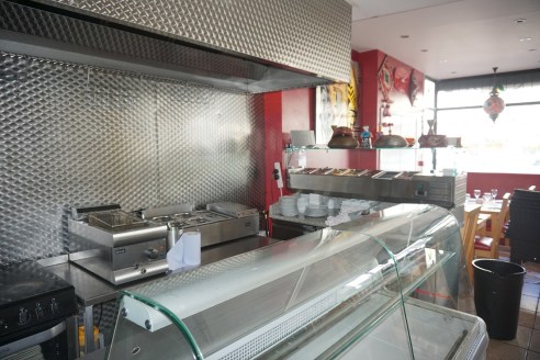 An excellent fully equipped Restaurant located in St Annes Town Centre. The premises previously traded as Turkish cuisine with the previous operators having re-located to a larger premises. Would suit a variety of cuisines. Restaurant has approximate...