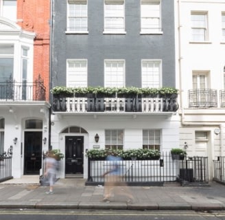 Queen Street - W1J