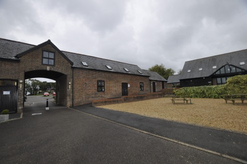 * Modern offices

* Lots of onsite car parking

* Picturesque rural setting

* Flexible terms available (I.e. long or short lease direct with the owner)