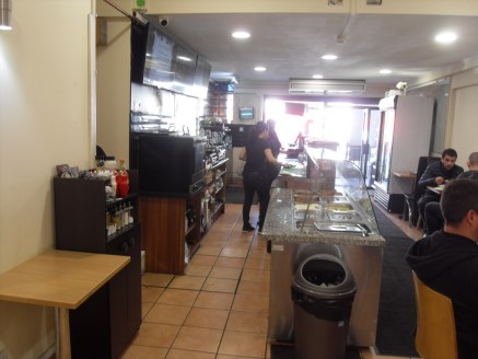 Business lease for sale\n\nalexandra park is please to offer this A3/A5 Restaurant/Takeaway unit for rent in this popular Park Royal Industrial Estate off A406 North Circular Road. Rent Â&pound;21k including Rates. Lease remaining 10yrs. Takings Â&po...