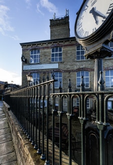 COMING SOON...

Flexible planning consent has recently been obtained* to sympathetically refurbish the upper floors of this spectacular Mill to provide a mixed range of commercial units for business, office, retail and leisure uses. (* Planning appli...