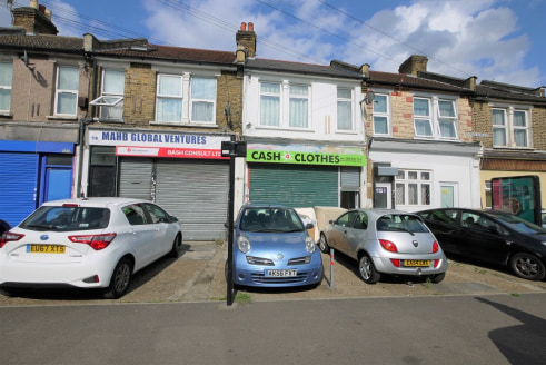 Located on Vicarage Road, Victor Michael have the pleasure of presenting this commercial unit to the market. This property has plenty to offer including A1 classification.