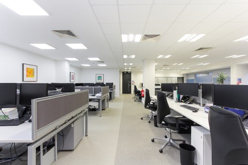 This self-contained ground floor unit is available with vacant possession. This fully fitted modern office comprises an open plan office space, break-out area, kitchen, reception, male, female and disabled toilets, printing, server, board and meeting...
