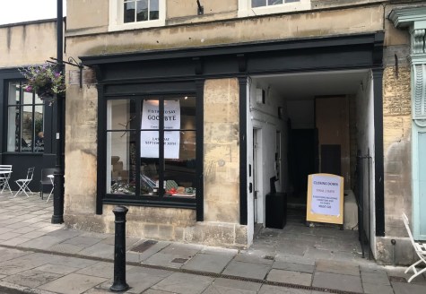 Retail Unit to Let

Total Sales Space - Approximately 595 Sq Ft

The property is Grade II Listed and within the Bath Conservation area. The ground floor offers sales space, with ancillary accommodation and kitchen facilities in the basement.