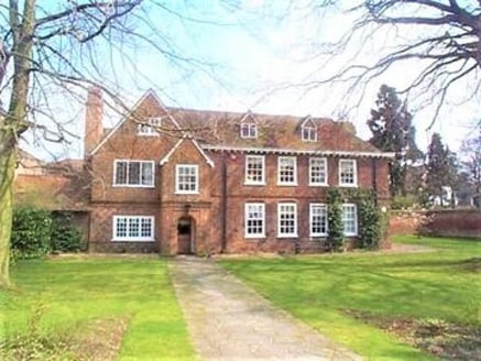 Harpenden Hall, Southdown Road, Harpenden AL5 1PD