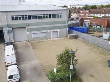 High quality warehouse/industrial unit, the premises comprise an end of terrace steel truss framed industrial / warehouse facility benefiting from loading bay via a full height electric roller shutter door. The ground floor warehouse area benefits fr...