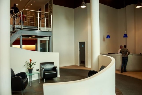 Available immediately<br><br>Network Hub is located along Kensal Road on the Southbank of the Grand Union Canal running parallel with the Harrow Road. This attractive building provides open planned space offering flexible working conditions with many...