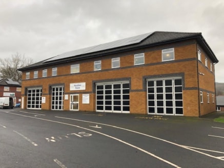 The Sidings is a complex of modern two storey office buildings and industrial units which are well maintained and very popular in the local area.<br><br>Dedicated parking spaces are available together with use of an overflow car park if required....