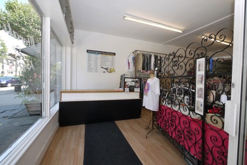 Victor Michael is pleased to offer the sale of a successful dry cleaning and laundry business established in 1969. Situated in Hackney, this reputable business is surrounded by residential properties which places the business in a lucrative location.