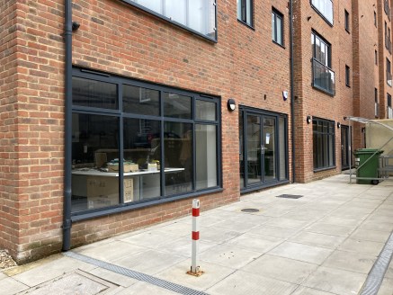 Modern office space to let or for sale by way of long lease