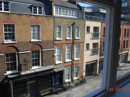 The property comprises a Lower Ground floor office suite within a character office building, accessible by both a passenger lift and a common staircase, The unit benefits from Cat 2 lighting, good natural light, high ceilings, recently decorated an e...