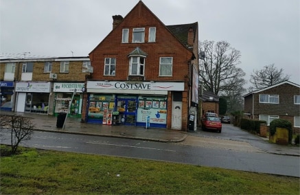 Freehold for sale\n\n***********INVESTMANT PURCHASE ONLY***********\n\nalexandra park is pleased to offer this FREEHOLD TITLE FOR SALE premises including Convenience Store with 6 bedsits all with en suites HMO License above in this popular busy parad...