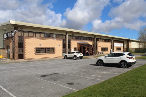 Modern detached production unit. 4,405.3 m2 (47,418 ft2). Ground and first floor offices plus production offices. LED lighting. 3 level access loading doors. Eaves height of approximately 6m (5.6m in the extension). Secure site with 73 car parking sp...