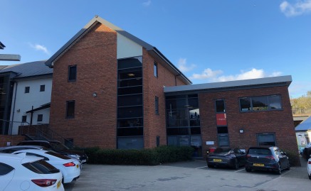 HIGH QUALITY OFFICES - NEWCASTLE

 Modern Offices

 Car Parking

 £14,000 per annum 

 100% Rates Relief for Qualifying Businesses

DESCRIPTION

The suite is located on the second floor of the development and includes the following specification; 

C...