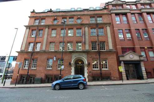 Fully refurbished CITY CENTRE serviced office suites located within walking distance of the Jewellery Quarter and New Street...