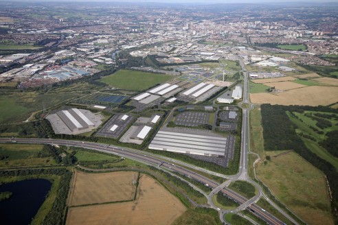 Gateway 45 Leeds is the largest logistics and manufacturing scheme in the Leeds City Region with planning consent for 2.64 million sq.ft of B8, B1 and B2 development directly adjacent to the M1 Junction 45.