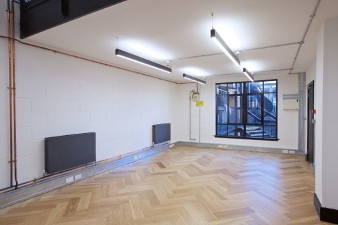 The Ivories comprise a prominent and attractive art deco building arranged over ground and two upper floors, with an internal courtyard, totalling 24,746 sq ft. The property provides a range of open plan studios, offices and open plan spaces. Each of...