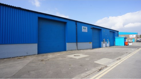 Headlands Trading Estate is located in North East Swindon, the town centre is approximately 2 miles to the south and Junction 15 of the M4 motorway is approximately 6 miles away.<br><br>Unit 3A is a recently refurbished terraced unit on this estate o...