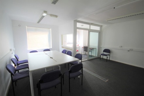 Ground floor office space with shares kitchen and bathroom facilities situated within Skyline Buisness Village in canary Wharf.