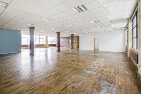 Situated in a popular Whitechapel location within walking distance to Whitechapel, Aldgate East, and Shadwell stations, this unit is situated within a former warehouse building arranged over first floor offering self-contained office space.

The unit...
