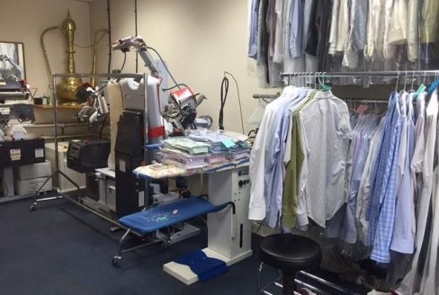 Available immediately<br><br>The premises are prominently located on popular Finchley Road on a parade & located close to the 02 Centre, local shops and high street retailers, and Habitat. The local stations are Finchley Road & Frognal & Finchley Roa...