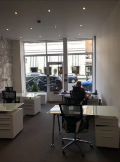 Available immediately<br><br>Attractive shop / office to let on A new lease (A1/A2) use in the heart of paddington fully inclusive rent on flexible lease terms available...