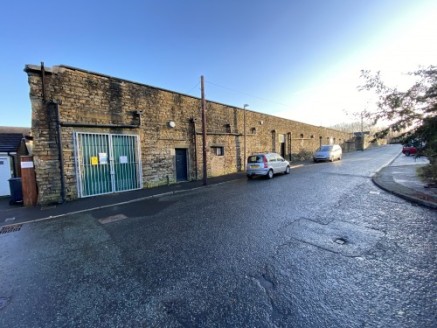 A self-contained workshop/storage unit in an excellent location off Pendle Way being close to junction 10 of the M65 motorway.\n\nThe property has an open plan layout with a brand new insulated roof, concrete floor and superb natural light....