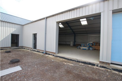 New build industrial/warehouse unit