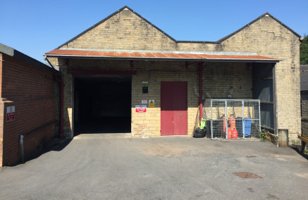 Office Rentals from £380 per month exclusive.

Office 76 - £4,570 plus vat

Office 71 - £6,996 plus vat

Office 73 - £5,820 plus vat

The premises briefly comprise a series of attractive character office suites within a converted traditional mill bui...