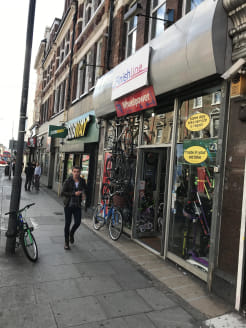 A rarely available retail unit on the incredibly busy Kilburn High Road! Located amongst the High Street giants such as KFC, Subway, Costa Coffee and Aldi just to name a few. With incredibly high footfall, huge passing traffic and offering generous i...