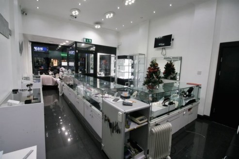 Key Features\n* Renewable Lease\n* Prominent Location with High Visibility and Footfall\n\nLocation\n\nThe premises is located towards the busier end of Green Lanes (A105), 0.2 miles East of Palmers Green Railway Station on Aldermans Hill....