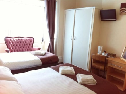 A first class double fronted Licensed Hotel located in Blackpool Town centre. Popular location close to the Promenade, Tower, shops, bars, Winter Gardens complex and all attractions. 35 en suite letting bedrooms with TV's, double glazing, drinks faci...