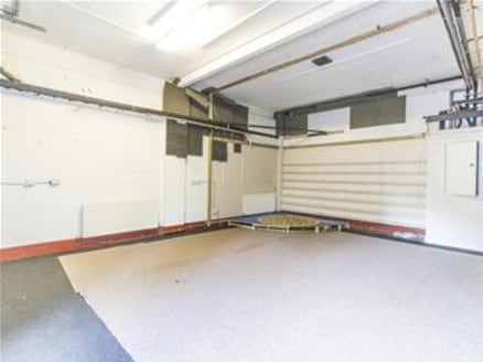 The premises comprise a modern end-of-terrace two storey business unit which benefits from fully fitted first floor offices and a secure open-plan ground floor warehouse area which is currently used as studio space. Access is via an up and over loadi...