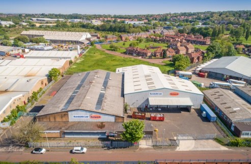 INDUSTRIAL/WAREHOUSE - GATESHEAD - FOR SALE

LOCATION

The property is located on Bath Road, Felling Industrial Estate, Gateshead, a well-established industrial location with a number of older style units, strategically placed with excellent access t...