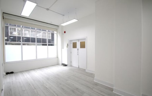 32 NEWMAN STREET, LONDON, W1T 1PU

Ground Floor – 820 SQ FT

NEWLY REFURBISHED GROUND FLOOR OFFICE TO LET