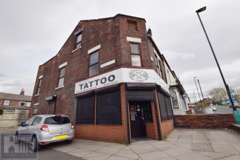 Corner property available for sale. FREEHOLD** Approx. 1248 sq ft on two levels. Located in the popular residential area of Darnall and near the main road of Prince of Wales Road.