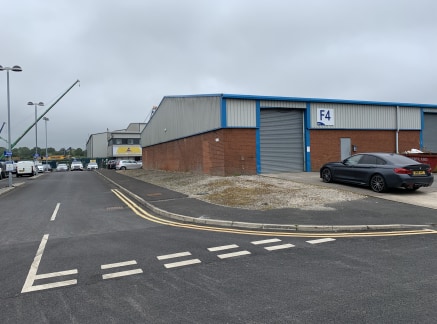 The accommodation provides a single storey industrial / warehouse units with concreted front forecourt / rolled stone parking area, having access directly from the estate road. This steel framed unit incorporates brick / insulated profile metal clad...