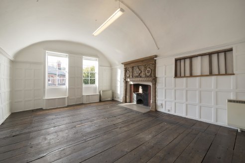 Church House provides a unique opportunity to occupy one of Godalming's most historic buildings. The property, formely a residential dwelling dating in part from the fifteenth century, was converted entirely into office use in the year 2000 and compr...